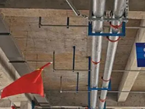 察隅管廊支架的安装方法